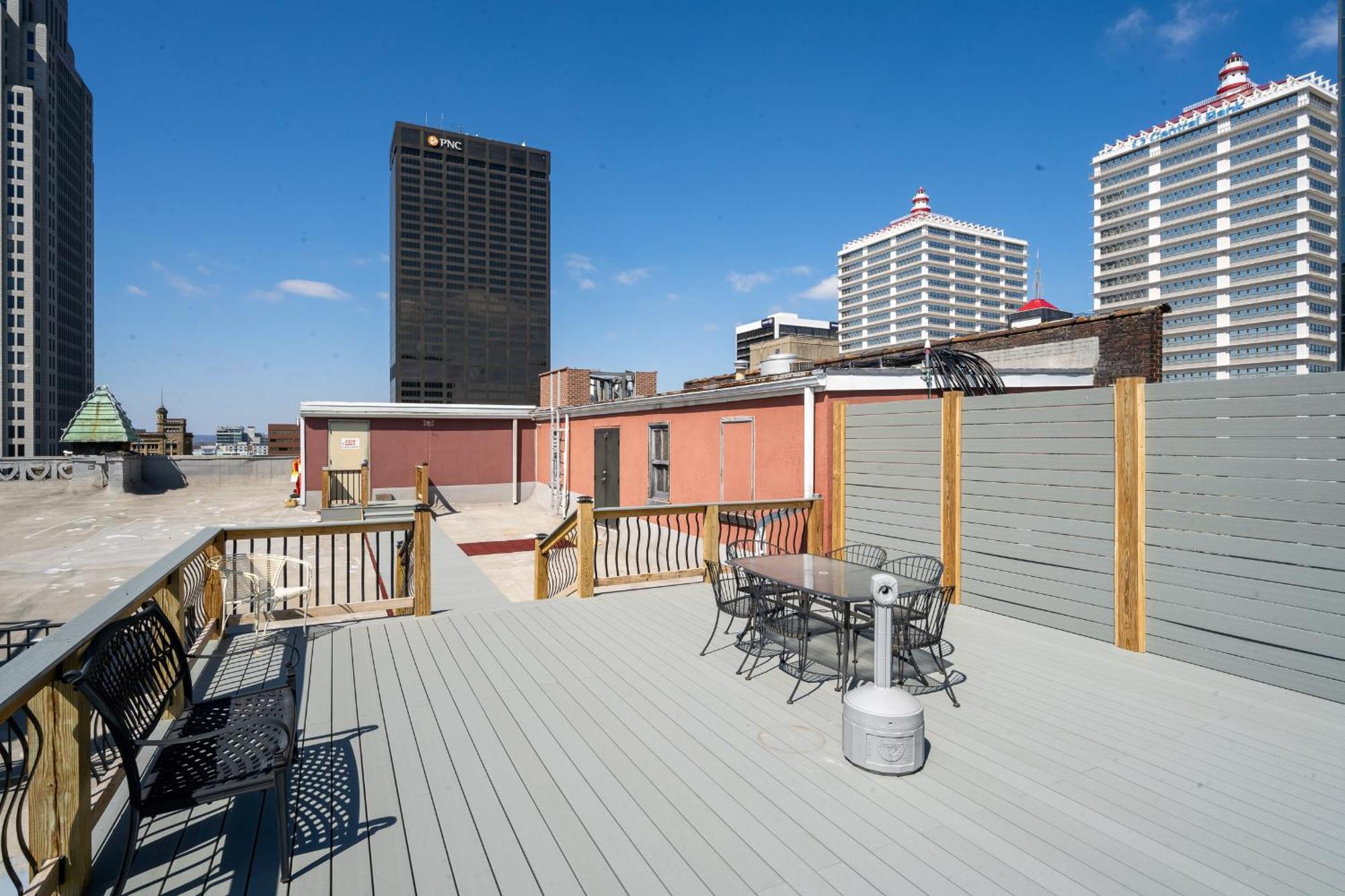 Top Floor Penthouse At The Historic Levy Building 루이빌 외부 사진