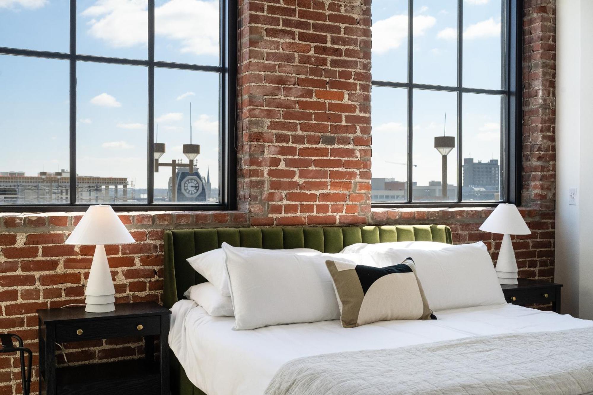 Top Floor Penthouse At The Historic Levy Building 루이빌 외부 사진